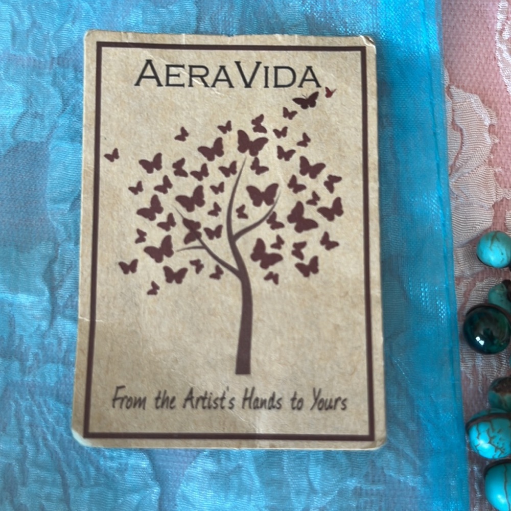 AERAVIDA Necklace - Picture 2 of 8